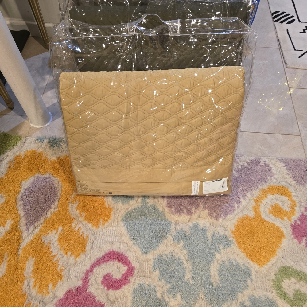 Sold Please DONT Purchase Reserved /  Frette  Luxury Elegant Gold King Coverlet - Picture 4 of 5
